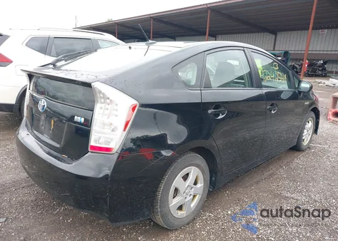 2010 Toyota Prius z USA, uszkodzony, nr VIN JTDKN3DU5A5007216